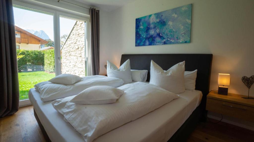Mountain Lodge room 1